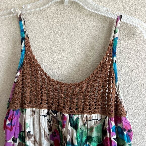 Bhags Boho Crochet Floral Print Top - Picture 2 of 7
